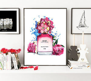 Perfume illustration, Perfume print, Marc Jacobs daisy, Fashion illustration, Fashion sketch, Fashion girl art, Perfume bottle art